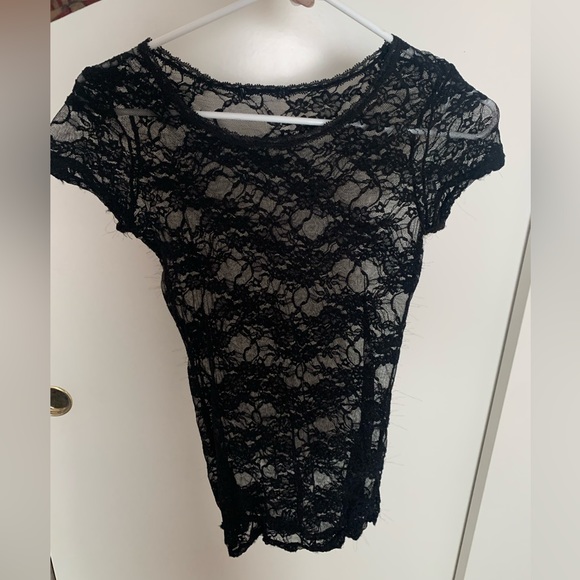 Stretchy lace top - Picture 1 of 1